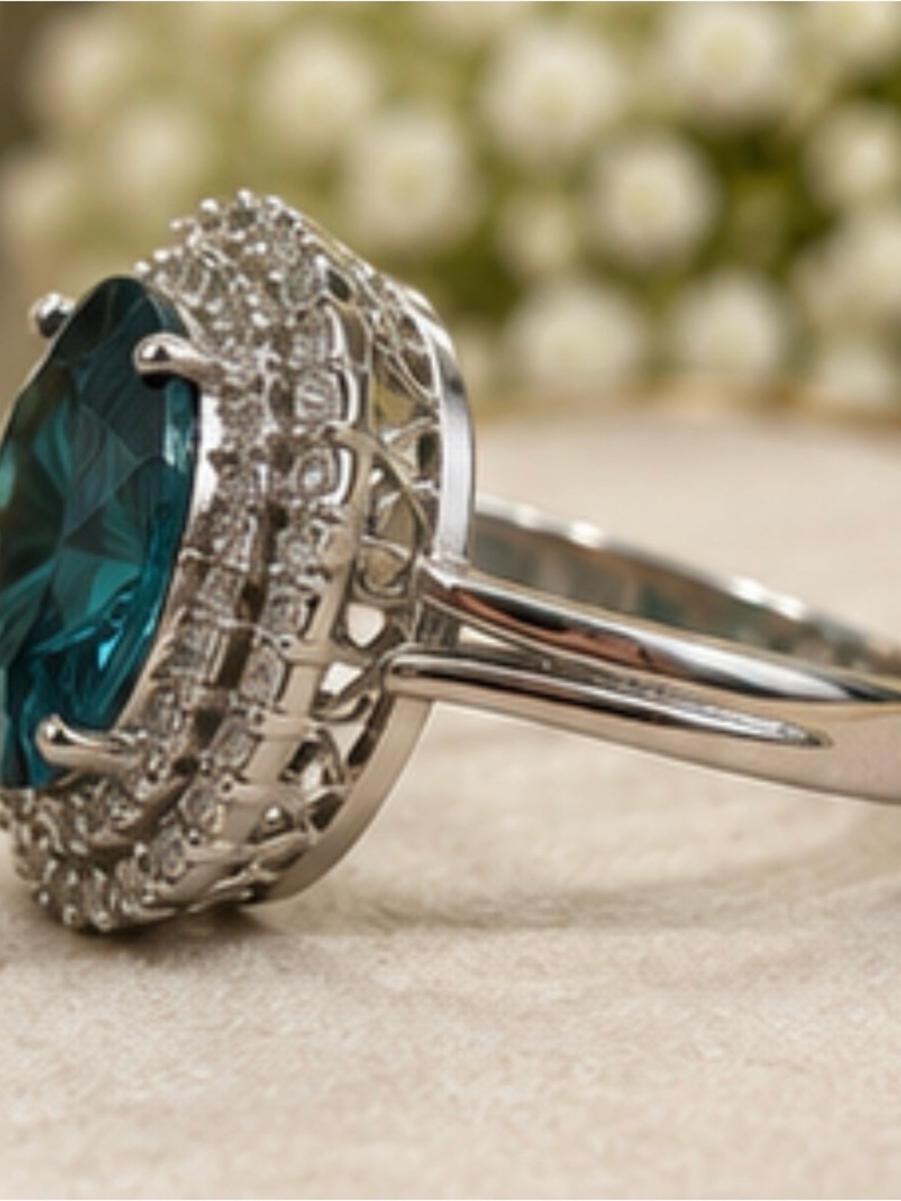 Vintage Teal Blue Oval Halo Cocktail Ring - 925 Statement Ring Size 8 - Picture 2 of 5